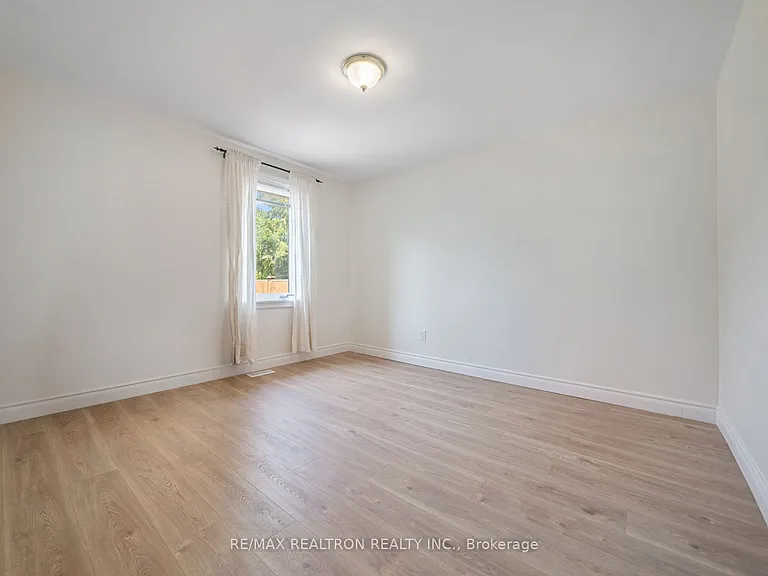 110 Gorman Park Rd — Photo 21