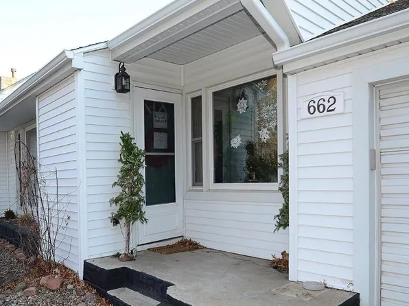 662 N 7th St, Seward, NE 68434