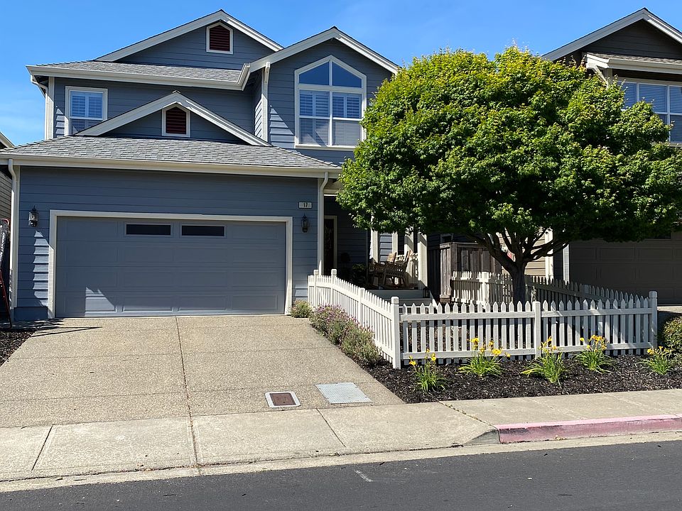 1st image of 17 Wildflower Dr