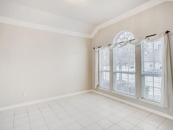 2nd image of 10061 Chamber Hall Dr