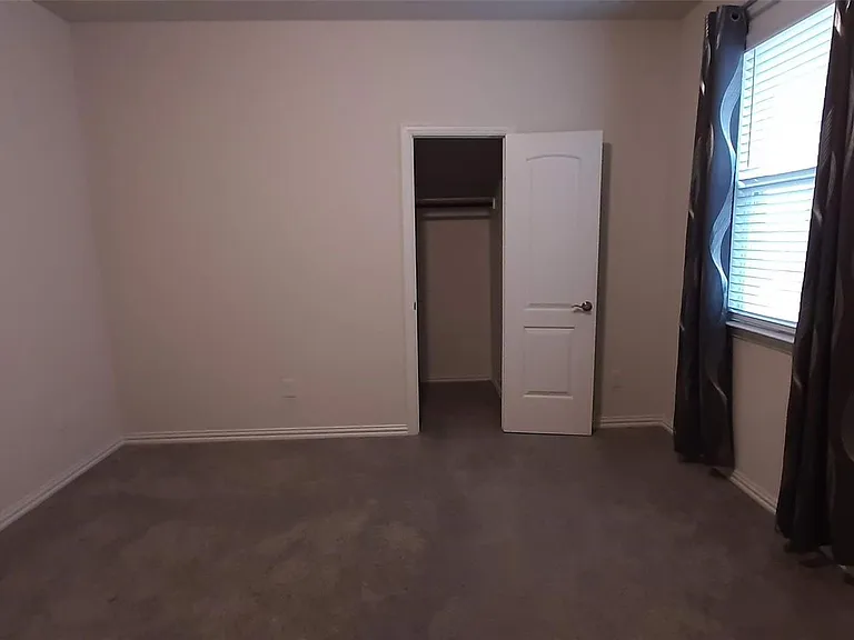 325 Kennewick Dr — Photo 20