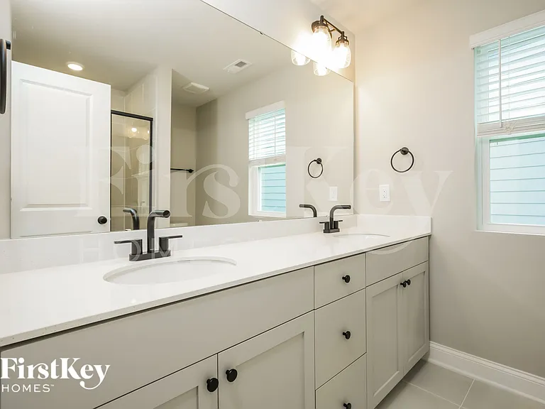 744 Lightrail Dr — Photo 13