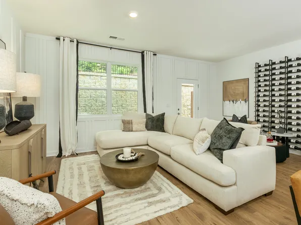 2341 Haran Dr, Lithonia, GA 30058