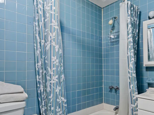 457 6th Street image 10 of 16