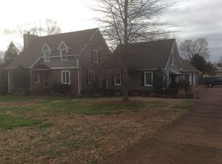 7712 Heron Dr, Ooltewah, TN 37363