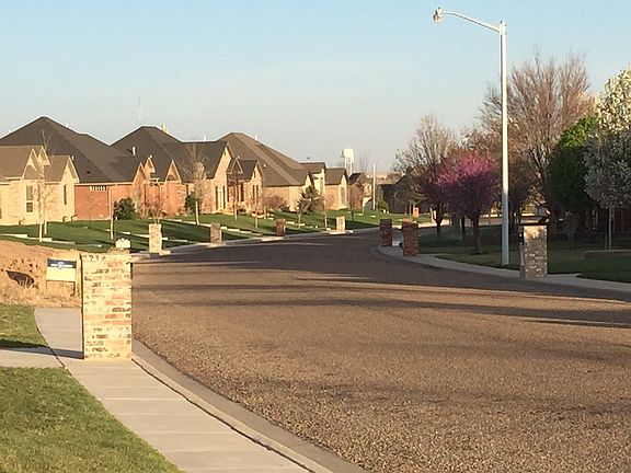 3rd image of 22 Lindsey Ln
