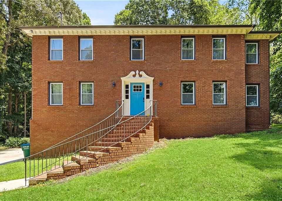 1st image of 3556 Hadley Pl