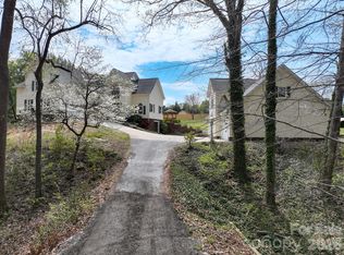 6665 Dellwood Dr, Kannapolis, NC 28081