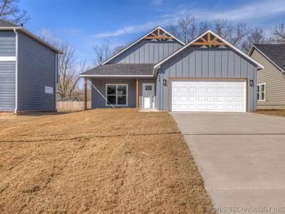 600 S Division St, Coweta, OK, 74429
