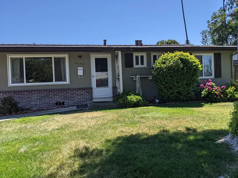 2272 Krueger Dr