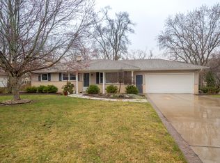 8621 Dolphin St, Portage, MI 49024