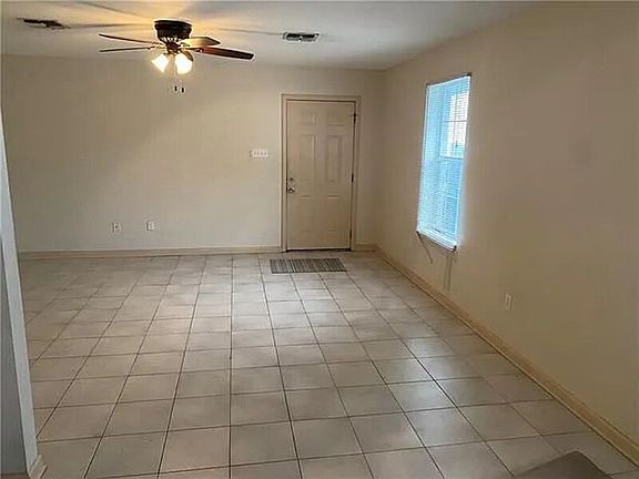 4th image of 318 Hammond Hwy #1