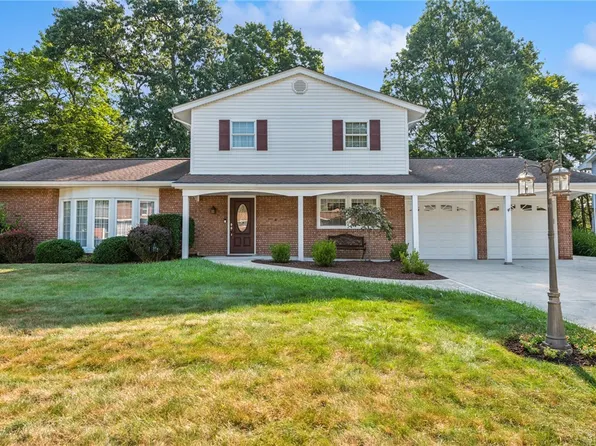 3041 McClellan Dr, Greensburg, PA 15601