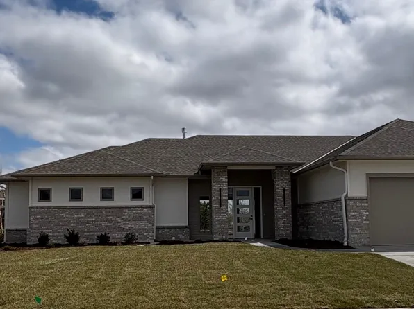 2783 N Curtis St, Wichita, KS 67205