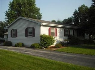 4902 Lynn Ln, Valparaiso, IN 46383