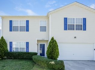 11027 Thousand Oaks Dr, Huntersville, NC 28078