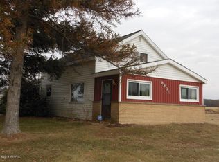 8800 Ellis Rd, Ravenna, MI 49451