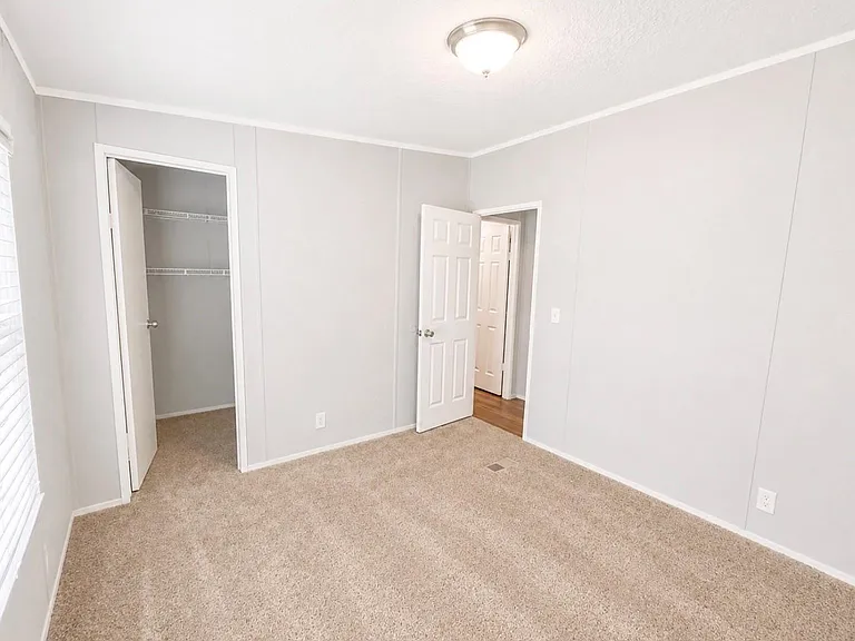 33114 McKinley Cir — Photo 19