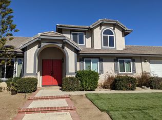 1746 W Carpenter St, Rialto, CA 92377