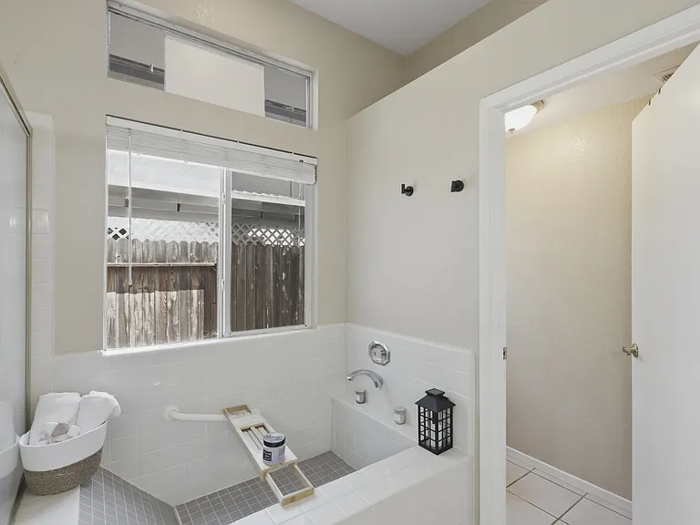 680 Canyon Creek Way — Photo 19