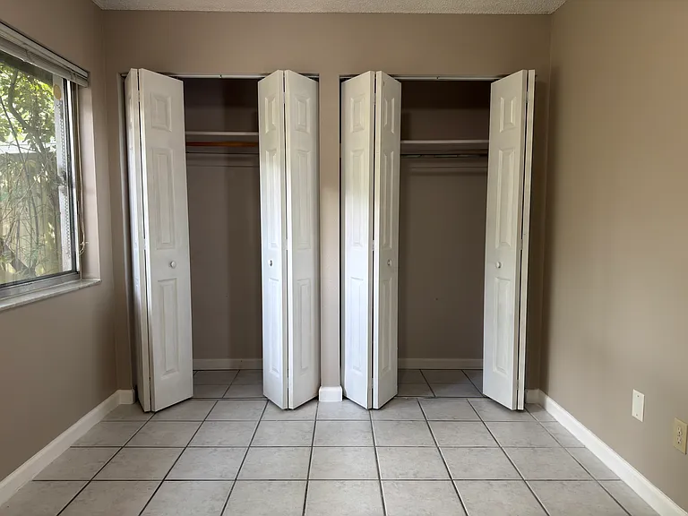 Aple Closets in Second Bedroom
