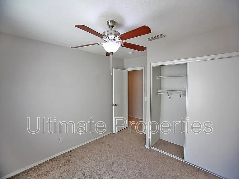 7205 W Mohawk Ln — Photo 11