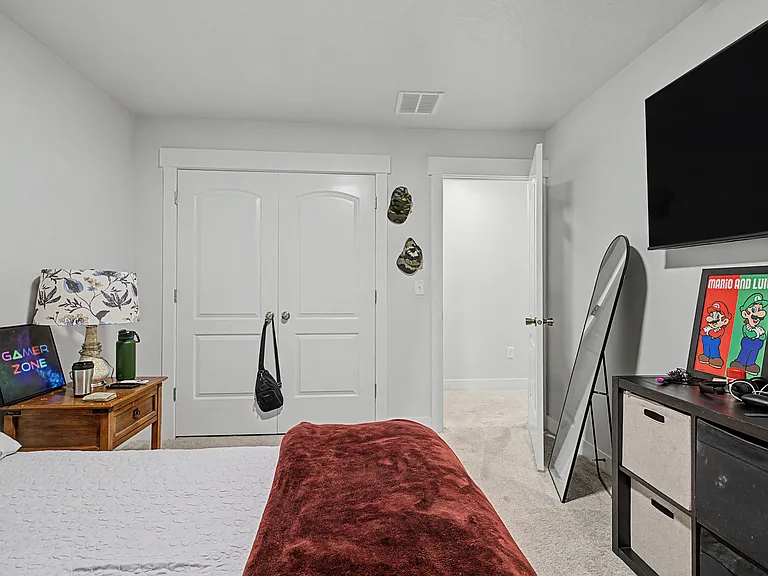 1529 W Stone Gate Dr — Photo 27