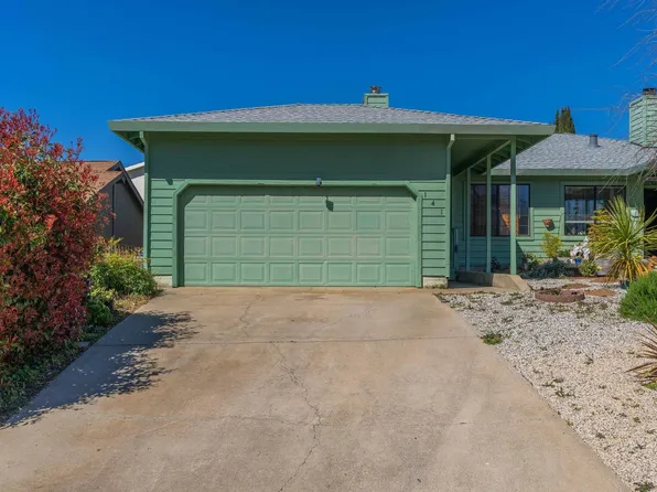 141 Bryson Dr, Sutter Creek, CA 95685