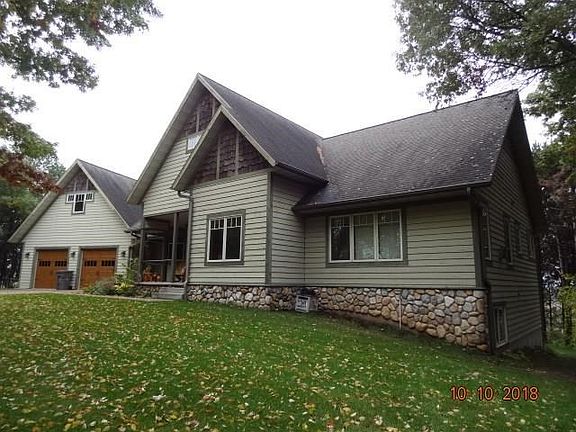 Front & Side View of Home