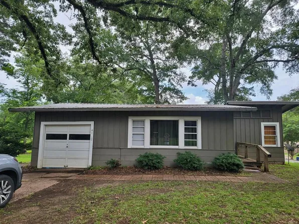 418 Robbins Dr, Natchitoches, LA 71457