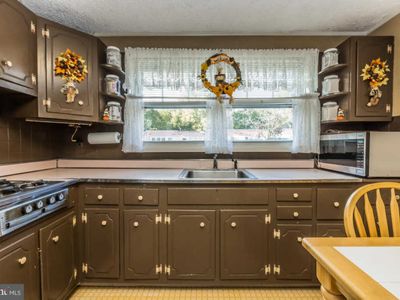 2109 Valley View Dr, Folcroft, PA, 19032