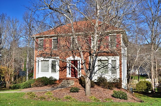 1st image of 4920 Willow Cove Way