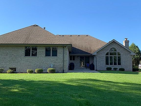 2nd image of 9212 Spruce Ln