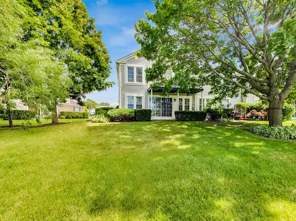 1808 Vermont Dr #1808, Elk Grove Village, IL 60007