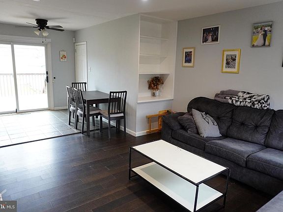 3rd image of 103 Tuscany Rd