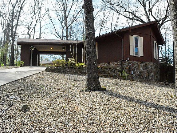 2nd image of 10 Bewdley Cir
