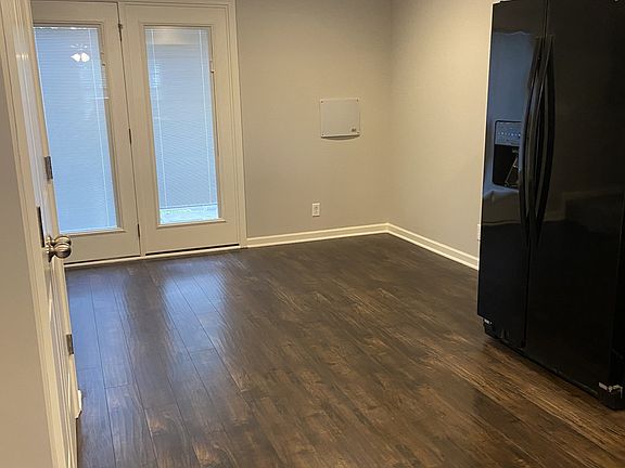 3rd image of 2533 Jackalope St #1