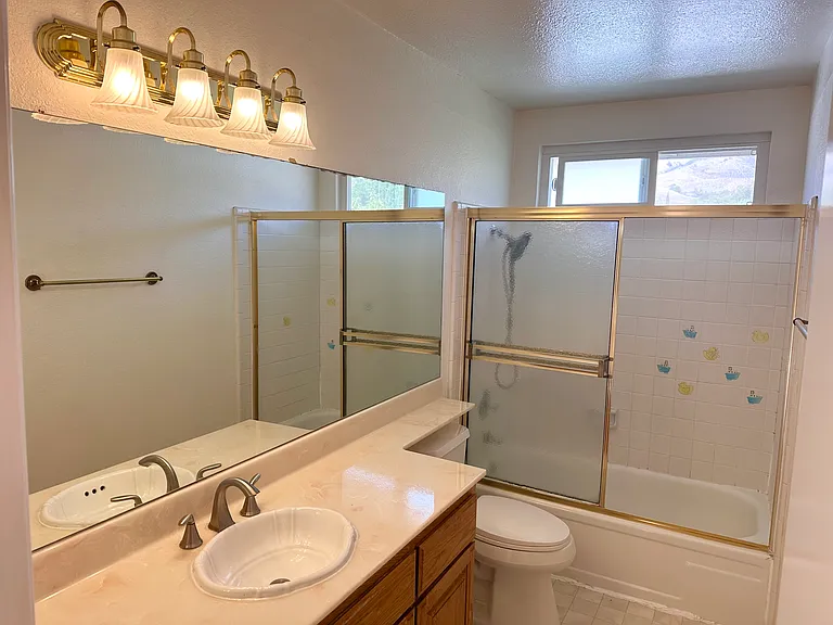 749 Wichitaw Dr — Photo 16