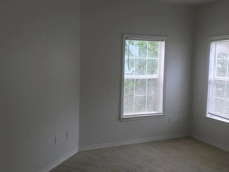 3615 Conroy Rd — Photo 12