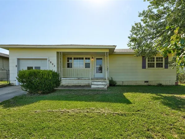 1802 Haynie Ln, Prague, OK 74864