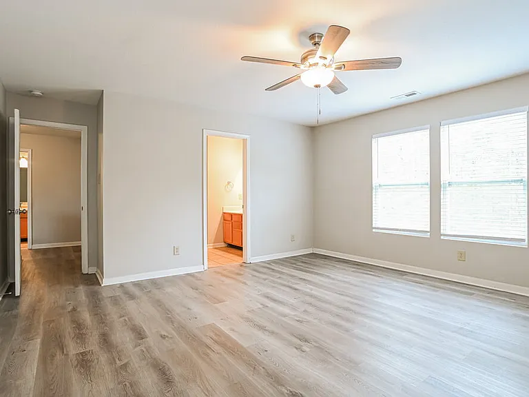 1528 Bray Dr — Photo 9