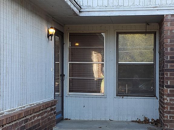 2nd image of 12914 E 24th St