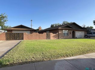 2109 W Bullock Ave, Artesia, NM 88210