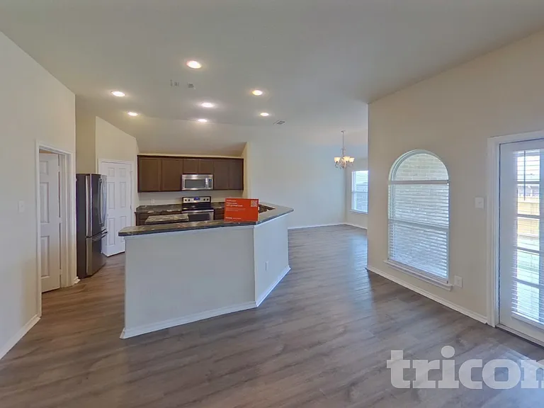 1719 La Caya Dr — Photo 3