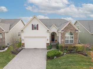 3813 Ridge Pointe Dr, Geneva, IL 60134