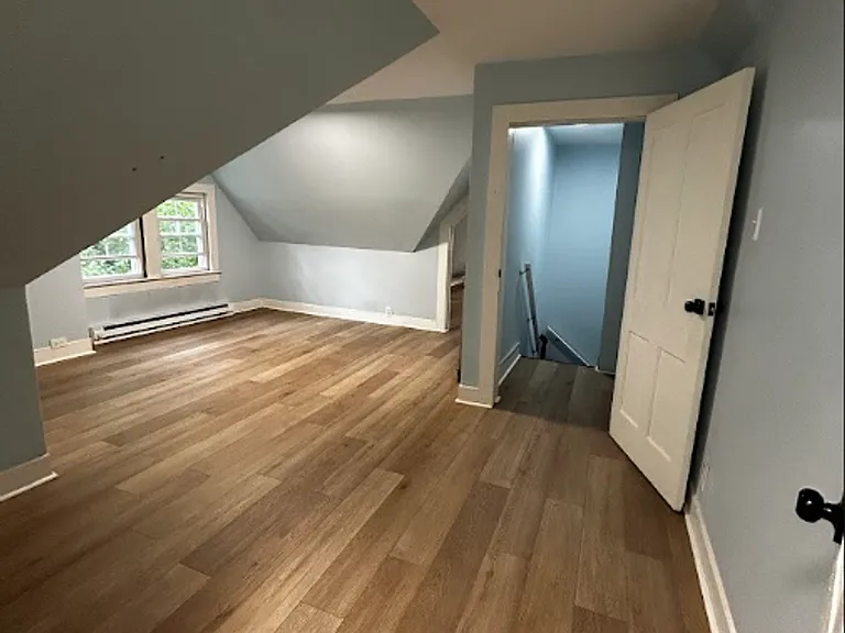 1638 Sanderson Ave — Photo 63