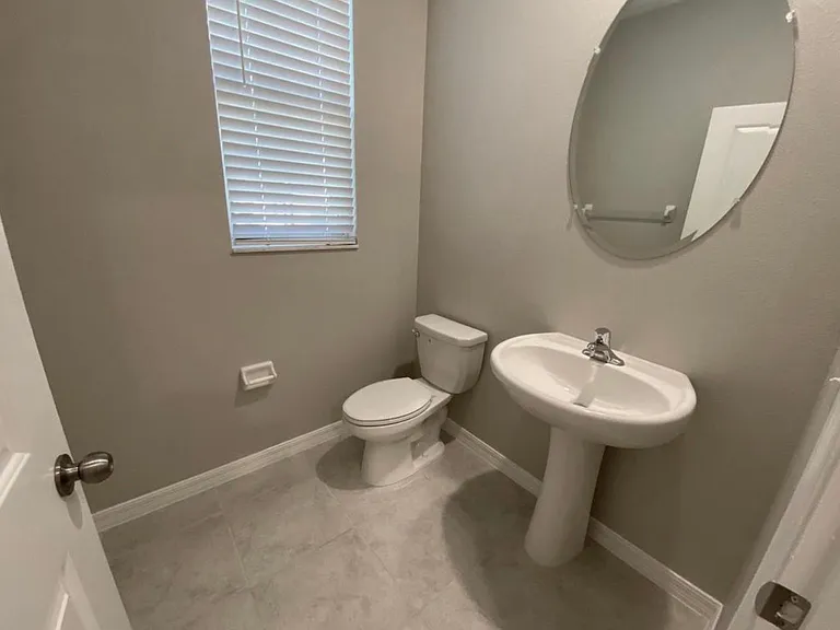 8495 Essington St — Photo 4