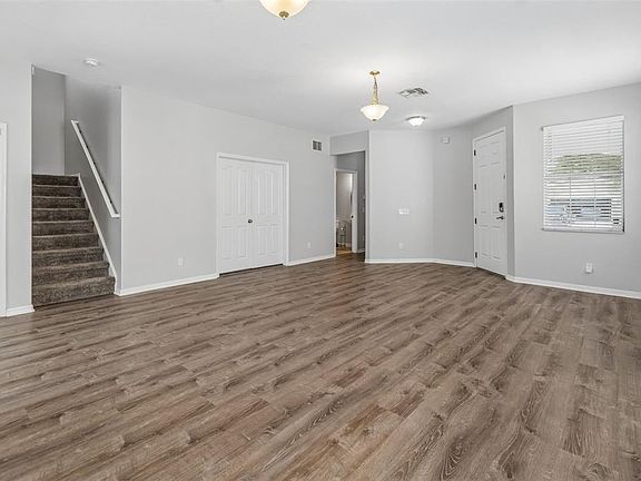 5th image of 17500 Glenapp Dr