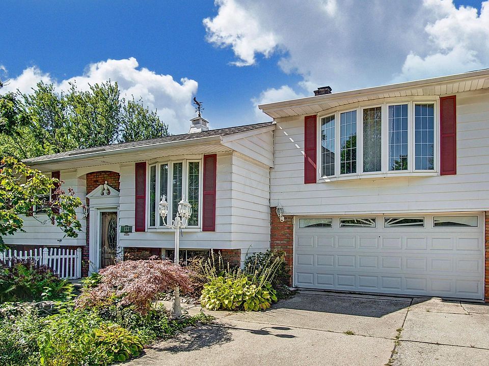 1st image of 133 Moorfield Dr