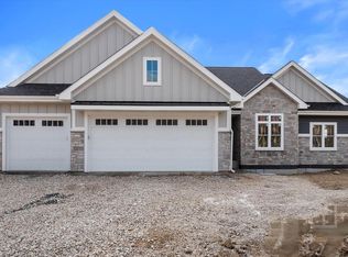 N66W20955 Sweet Clover DRIVE, Menomonee Falls, WI 53051